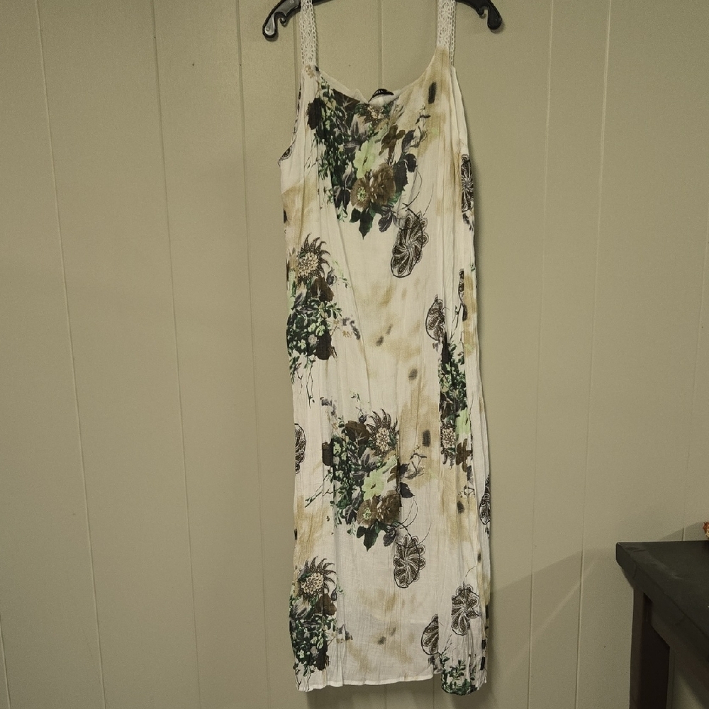 Izuria Linen Blend Dress
